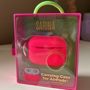 Air Pod Pro hot pink case💓